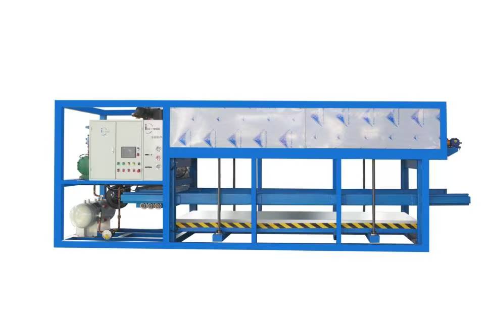 揭秘冰磚機的三大品類：直冷、透明冰、鹽水